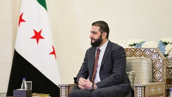 Al Shara celebra el alto el fuego en Sueida