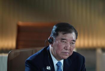 Dimite el primer ministro de Japón