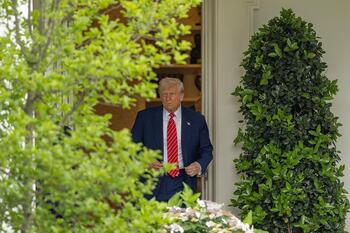 Trump subirá al 50% los aranceles del aluminio y el acero