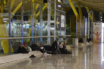 Aena pide una reunión con Almeida por la situación en Barajas