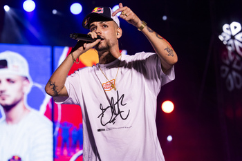 BNET se corona bicampeón de la Red Bull Batalla de Gallos