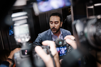 Aldama irrumpe en la comparecencia de Díez y dice que miente