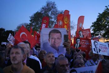 Turquía prohíbe exhibir imágenes del alcalde de Estambul