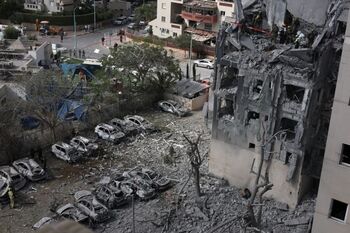 Israel e Irán aceptan el alto el fuego