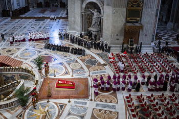 Concluye la capilla ardiente del Papa Francisco