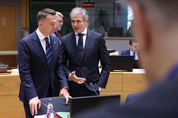 La UE aplaza la oficialidad del catalán, el euskera y el gallego