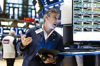 Wall Street cae casi el 6% en su peor día desde 2020