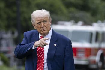 Entran en vigor los nuevos aranceles del mínimo 10% de Trump