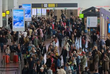 Bruselas sigue cancelando vuelos por el ciberataque