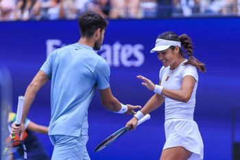 Alcaraz y Raducanu caen en su estreno juntos en el US Open