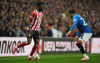 El Athletic no aprovecha la superioridad numérica