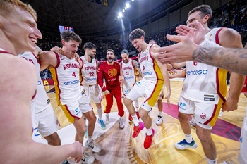 España supera con facilidad a Georgia
