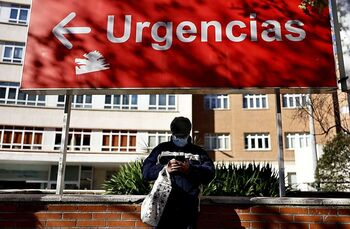 Los médicos alertan del riesgo de colapso de Urgencias en Navidad