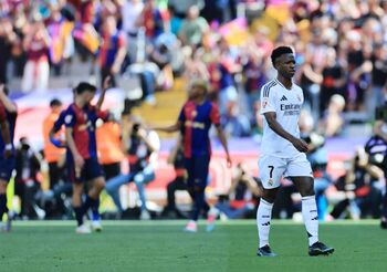 Vinícius Jr y Lucas Vázquez salieron lesionados del Clásico