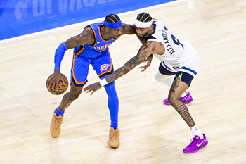 Gilgeous Alexander deja a los Wolves contra la pared
