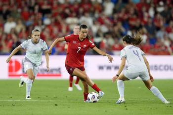 Suiza entra en las quinielas de España para cuartos de final