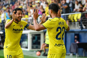 El Villarreal se acerca a la Champions