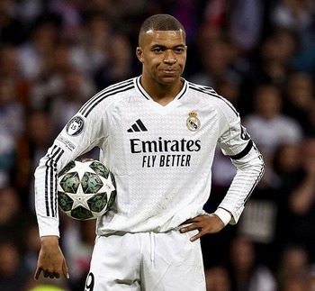 Un inoportuno parón para Mbappé