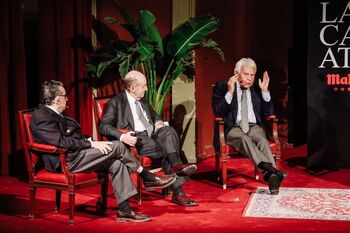 Felipe González, Miquel Roca y Miguel Herrero, Toisón de Oro