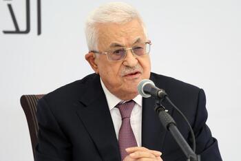 Abás exige a Hamás entregar las armas para lograr la paz en Gaza