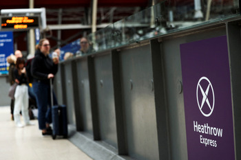 Cierran el aeropuerto de Heathrow por un corte de energía