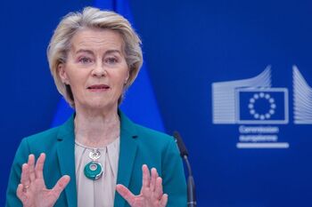 La UE aplaza las contramedidas a los aranceles de Trump