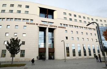 Confirman la rebaja de la pena a dos condenados de La Manada