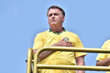 Bolsonaro, imputado por intento de golpe de Estado