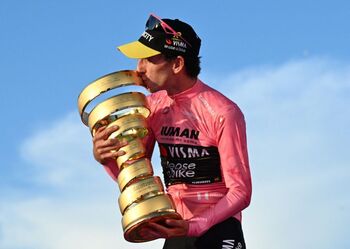 Simon Yates, emperador del Giro de Italia