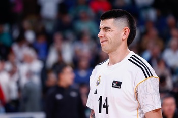 El Real Madrid doblega al Baskonia en el regreso de Gaby Deck