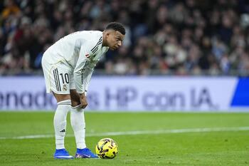 Mbappé se lesiona y es baja casi segura para la Supercopa