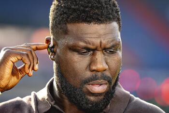 Royston Drenthe, hospitalizado por un derrame cerebral