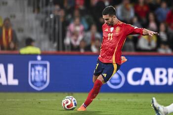Ferran Torres, baja con la selección por molestias musculares