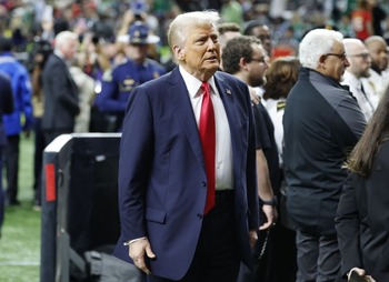 Trump impone aranceles del 25% al acero y aluminio