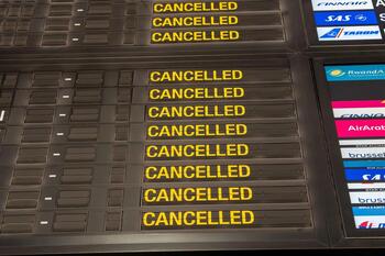 Cierran temporalmente el aeropuerto de Bruselas por drones