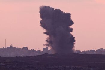 Un nuevo ataque israelí en Gaza deja cerca de 20 palestinos