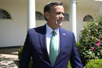 La CIA dice que el programa nuclear de Irán está 