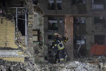 Rusia ataca la sede del Gobierno de Ucrania