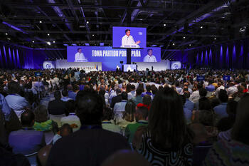 El PP clausura el congreso que refuerza el proyecto de Feijóo