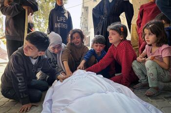 18 palestinos muertos en un ataque contra tiendas de campaña