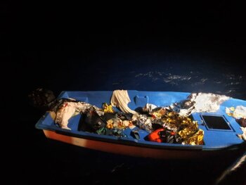Una patera con 24 inmigrantes es interceptada en Formentera