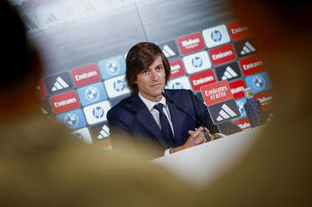 Una larga lista de laterales de ida y vuelta