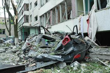 Aumentan a 21 los muertos por el ataque de Rusia contra Kiev