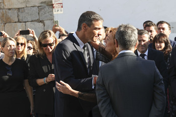 Multitudinaria despedida a Guillermo Fernández Vara