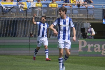 La Real saca tres puntos de su visita a Las Palmas