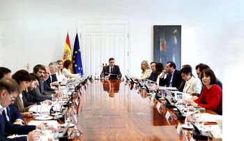 Un presidente bajo fuego ‘amigo’