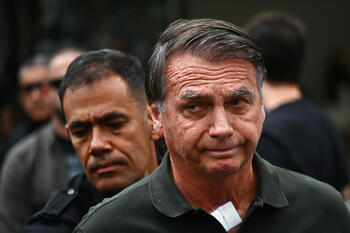 Declaran firme la sentencia a 27 años de cárcel contra Bolsonaro