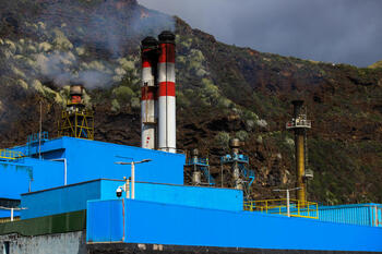 La Palma recupera la electricidad, tras 3 horas de apagón