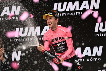 Simon Yates sentencia su triunfo en la clasificación general