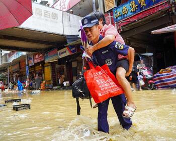 Al menos 30 muertos por las fuertes inundaciones en Pekín